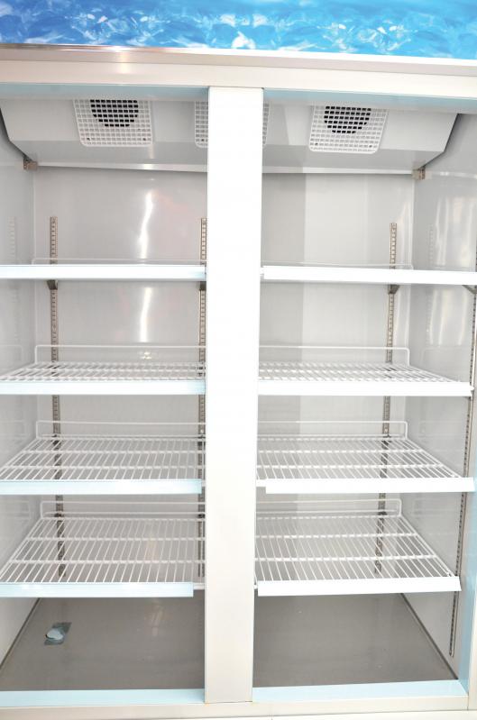 49-inch Dual Glass Door Freezer with with "D" type Breaker